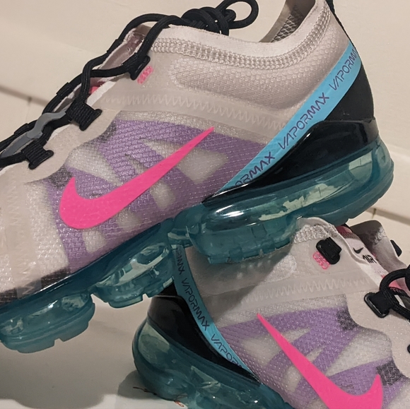turquoise pink south beach vapormax